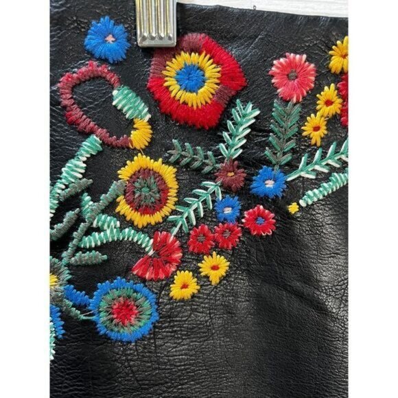 For the Republic Faux-Leather Embroidered Skirt Size 2 - Picture 5 of 7